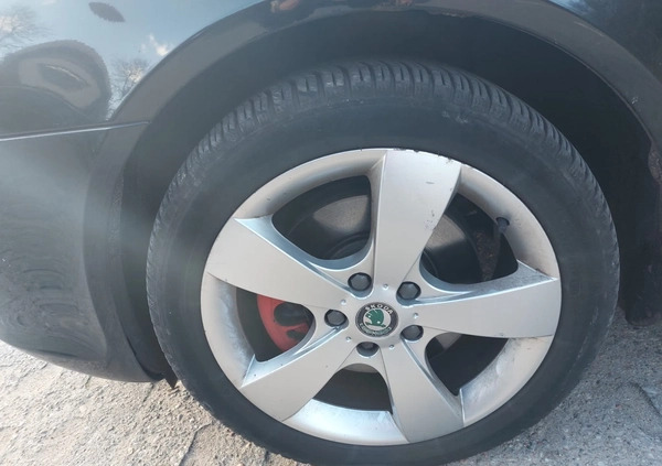 Skoda Octavia cena 17200 przebieg: 206000, rok produkcji 2008 z Gdynia małe 56